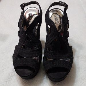 Carlos Santana Wedges